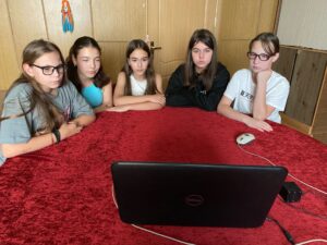 Подробнее о статье Информационная программа для молодежи  «Осторожно! Мошенники в сети» м.о. Чехов